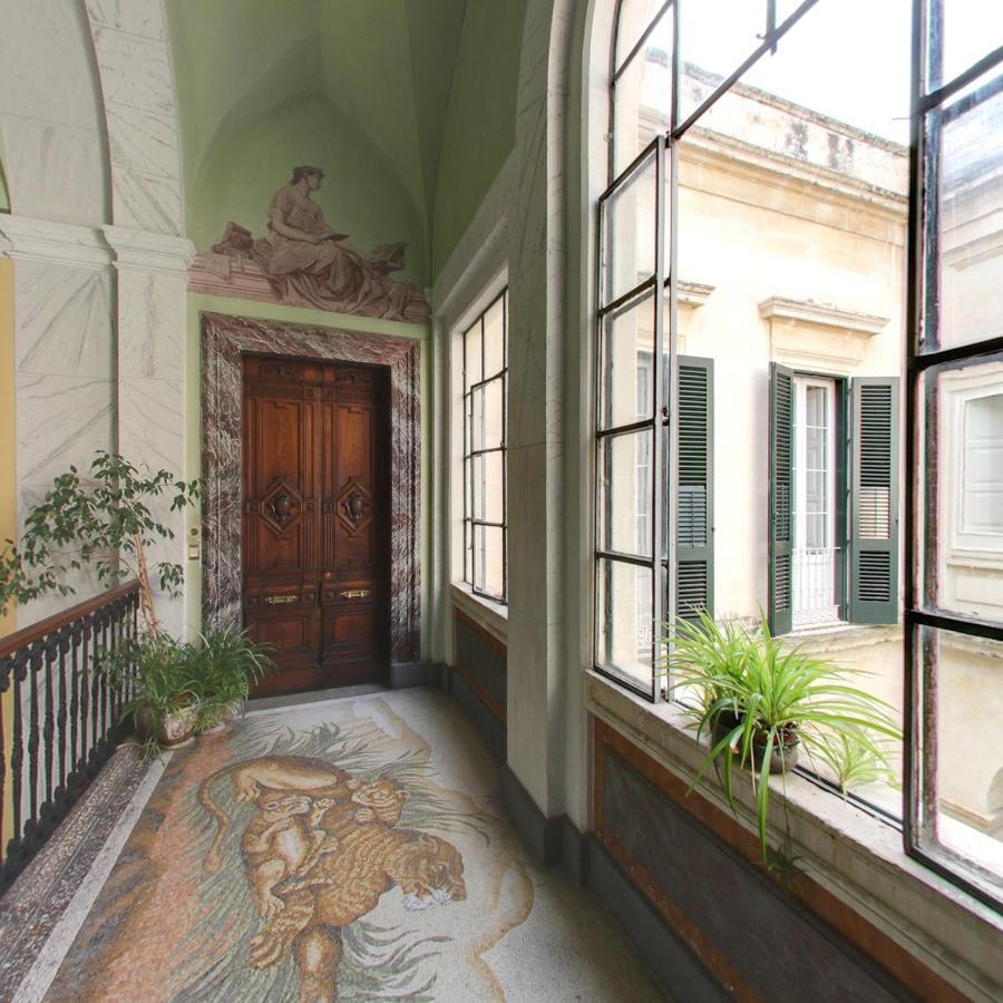 Palazzo Pio Apartment Lecce Luaran gambar